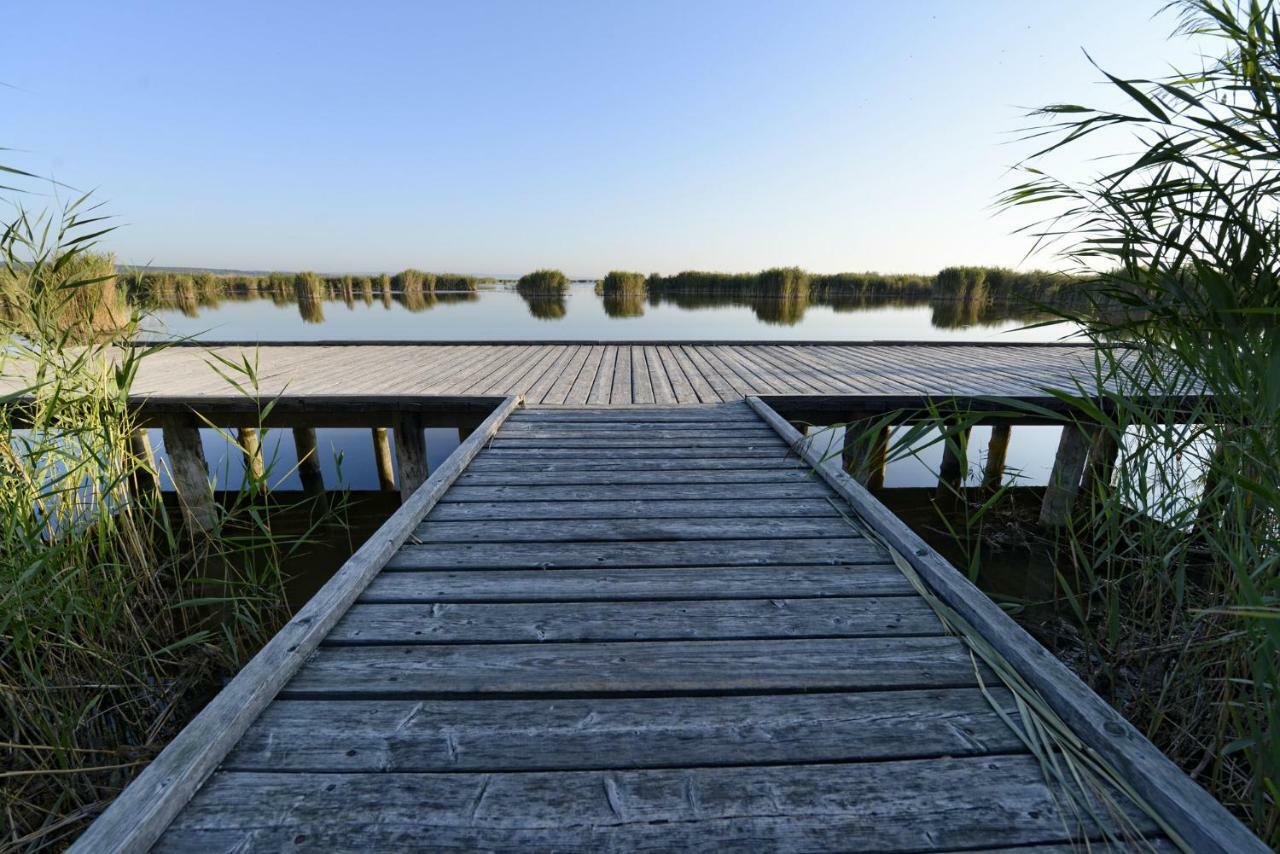 Ferienwohnungen Karoly Mörbisch am See Esterno foto